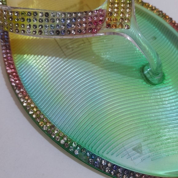 ● Mudd | Rainbow Sandals (Flawed) - Picture 8 of 8